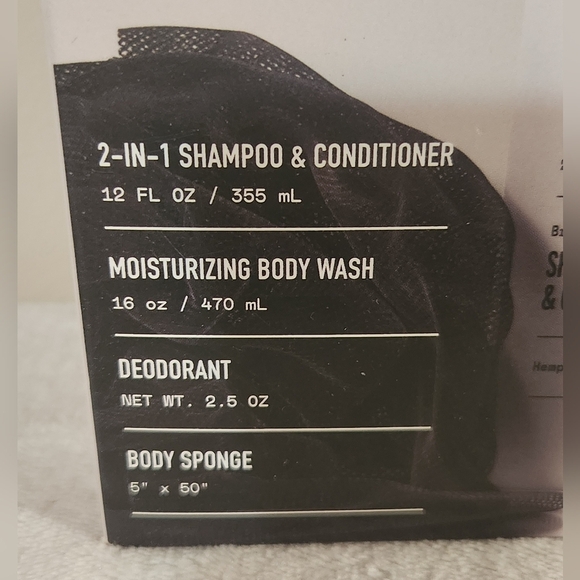 Bevel 4-Piece On The Go Bath / Grooming Set - Picture 2 of 3